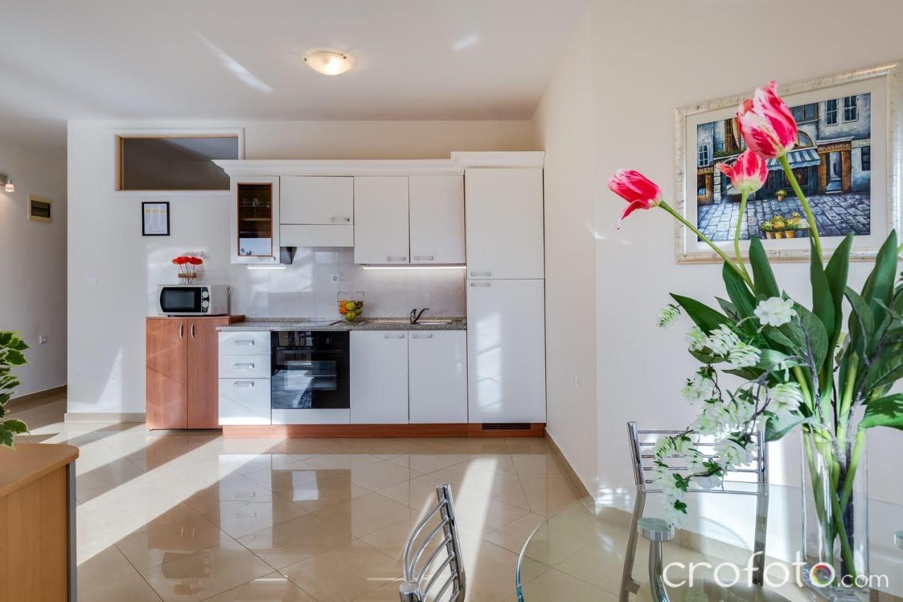 Apartmani Niko Kožino Exterior foto